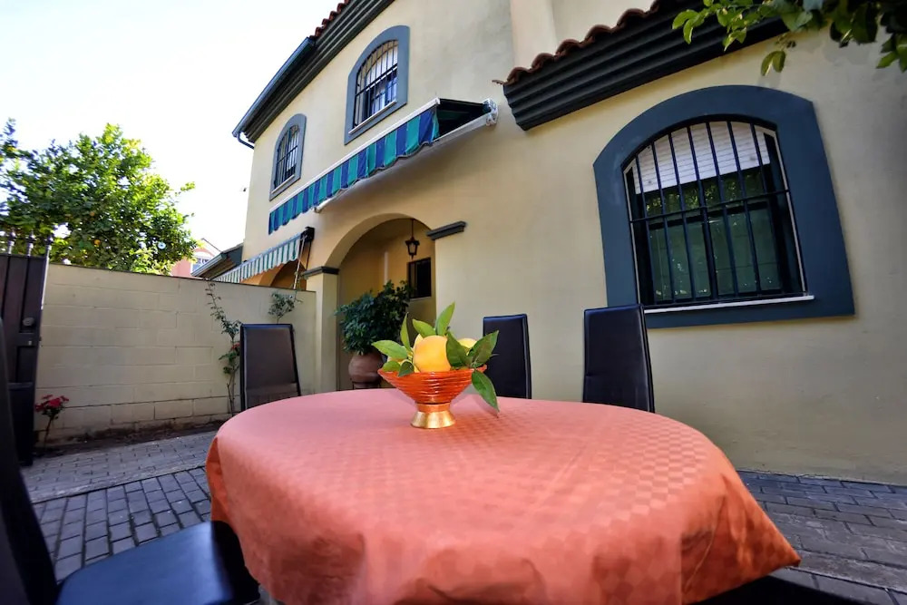 Chalet el Naranjo – WONDERSTAYS