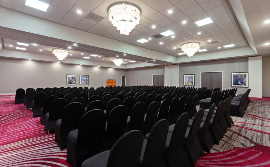 Crowne Plaza Silicon Valley North - Union City by IHG