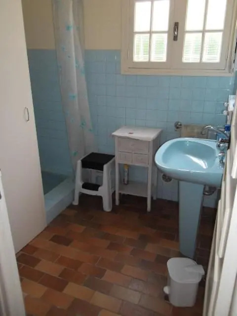 VUE MER Maison individuelle 30 m de la plage 4 chambres 10 couchages jardin parking LXRM26
