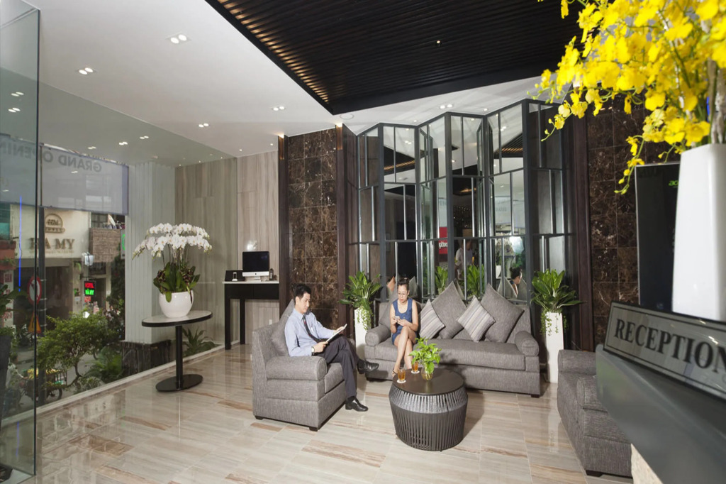 Sunrise Central Hotel