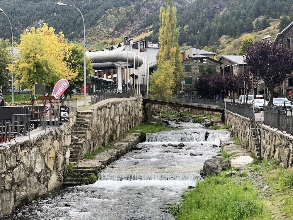 Apartamentos Arinsal 3000