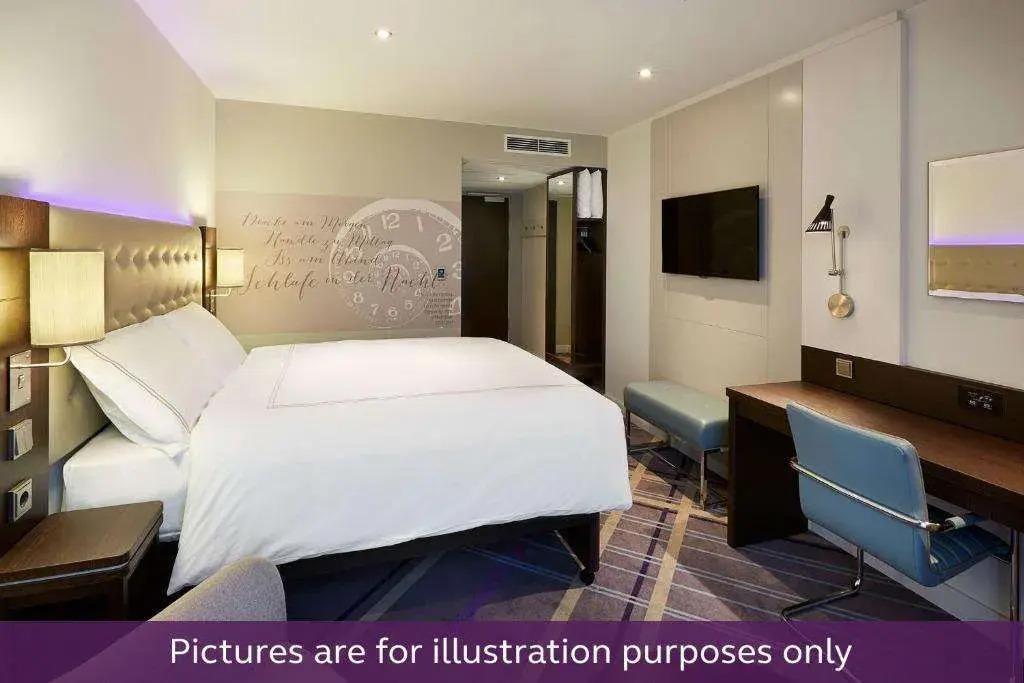 Отель Premier Inn Koeln City Centre