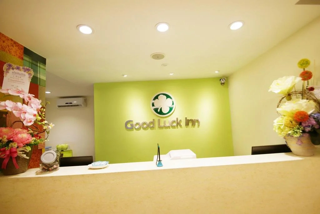 Good Luck Inn