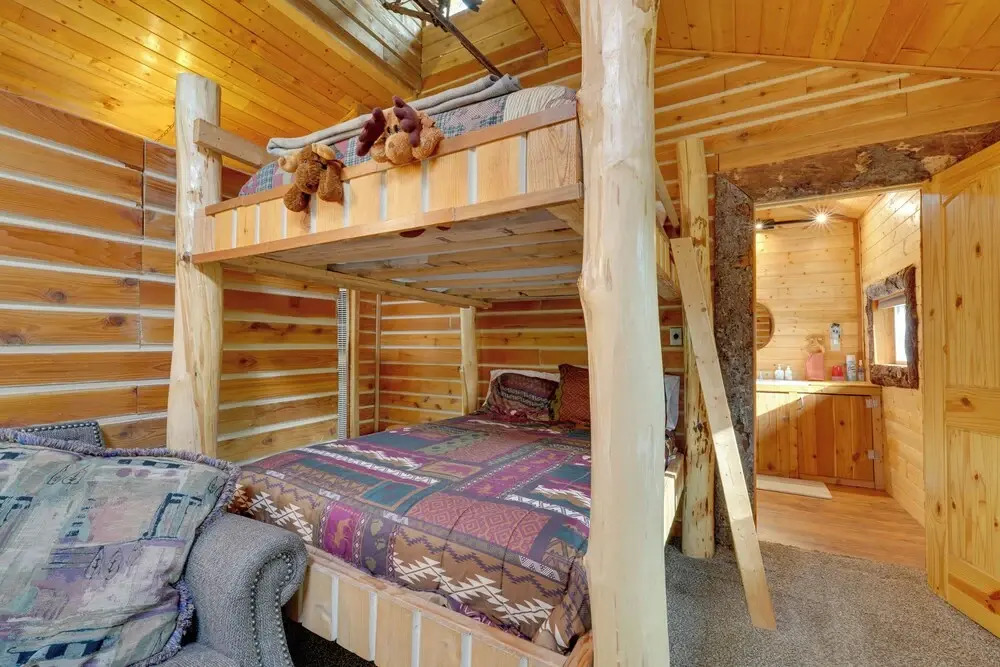 Lake Access at Peaceful Kenai Peninsula Getaway
