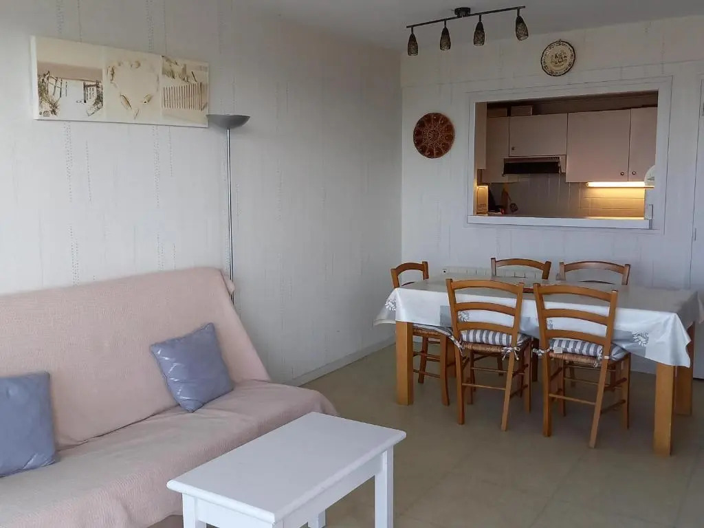 Appartement Saint-Jean-de-Monts, 2 pièces, 4 personnes - FR-1-323-110