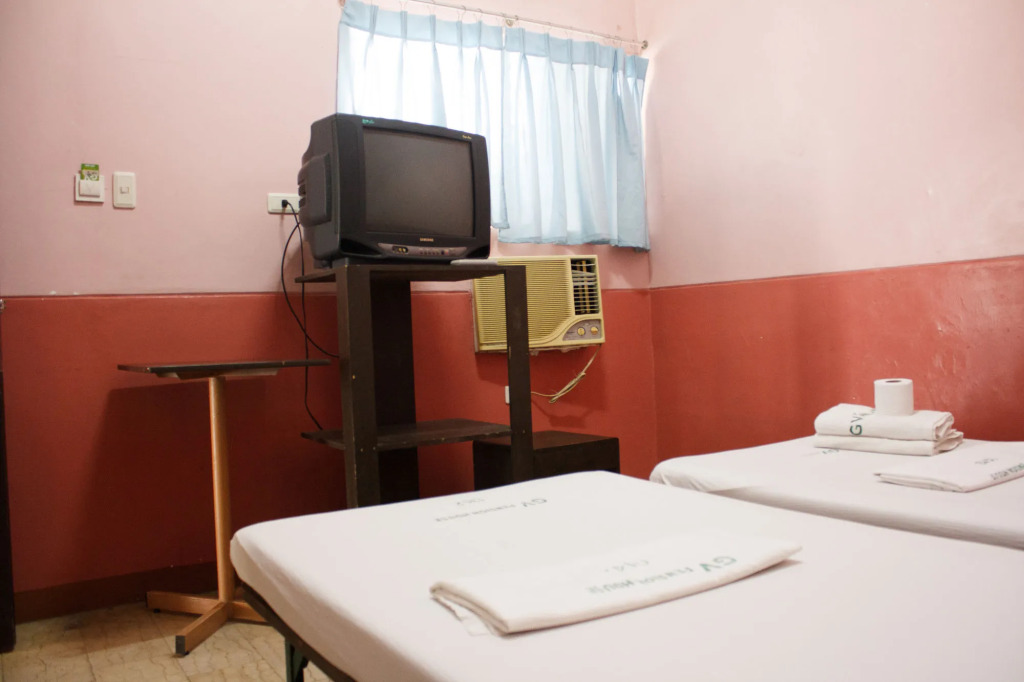 GV Hotel - Baybay