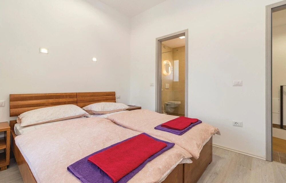 Nice Home in Marcana With Wifi and 4 Bedrooms