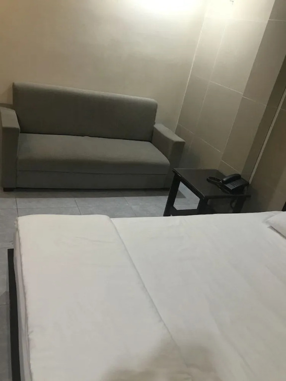 Cat Tuong Hotel