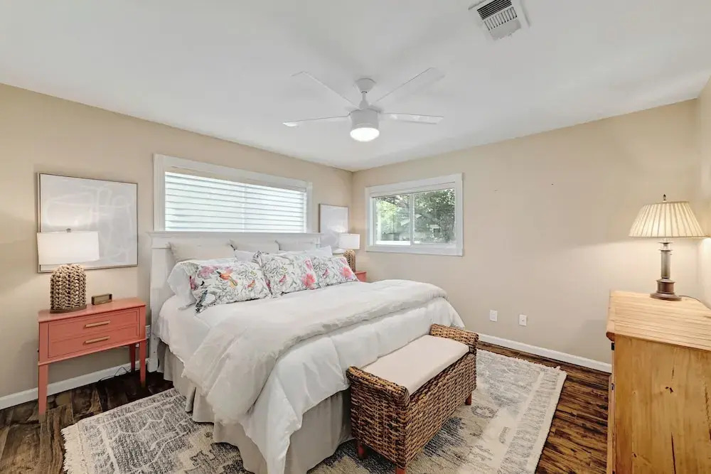 Luxurious Retreat on Lake Lbj: Pool, Hot Tub, Dock