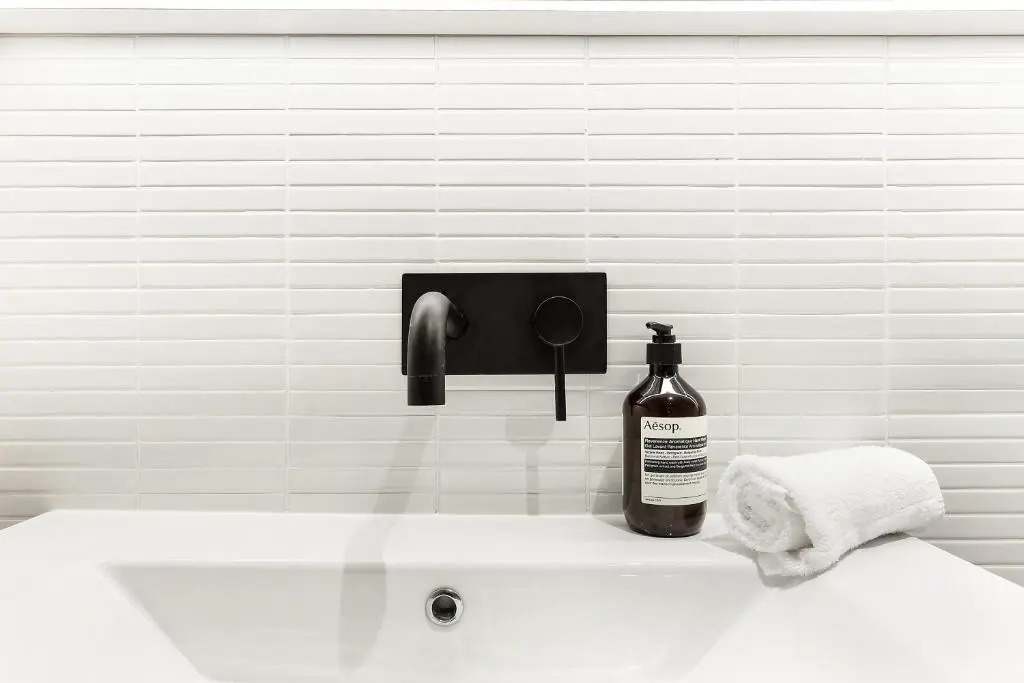 Stylish 1 bedroom retreat in trendy Surry Hills - 6 BRK