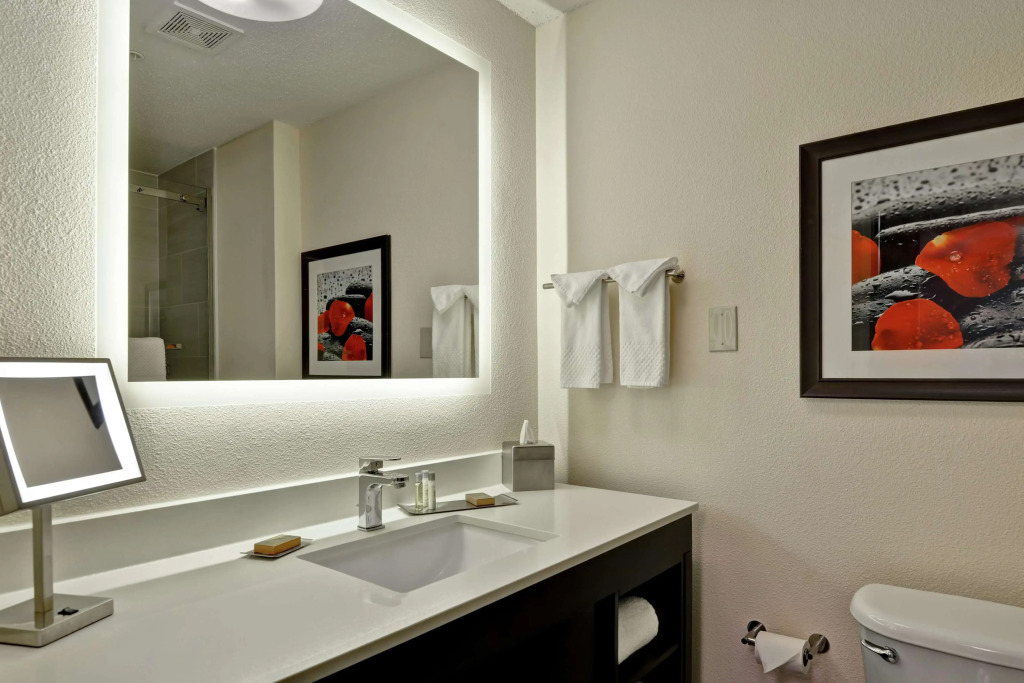 DoubleTree by Hilton Hattiesburg, MS