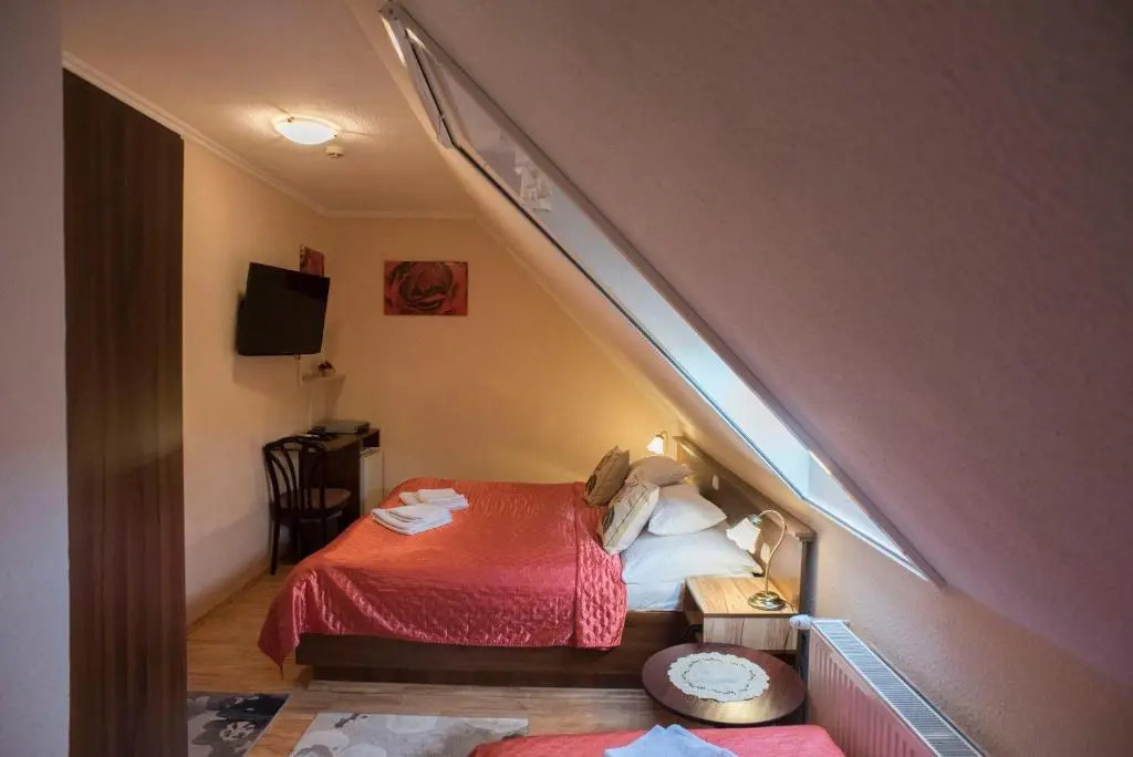 Le Rose Suites & Park Hotel