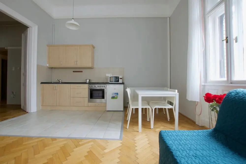 Budget Apartment by Hi5 - Palace Quarter