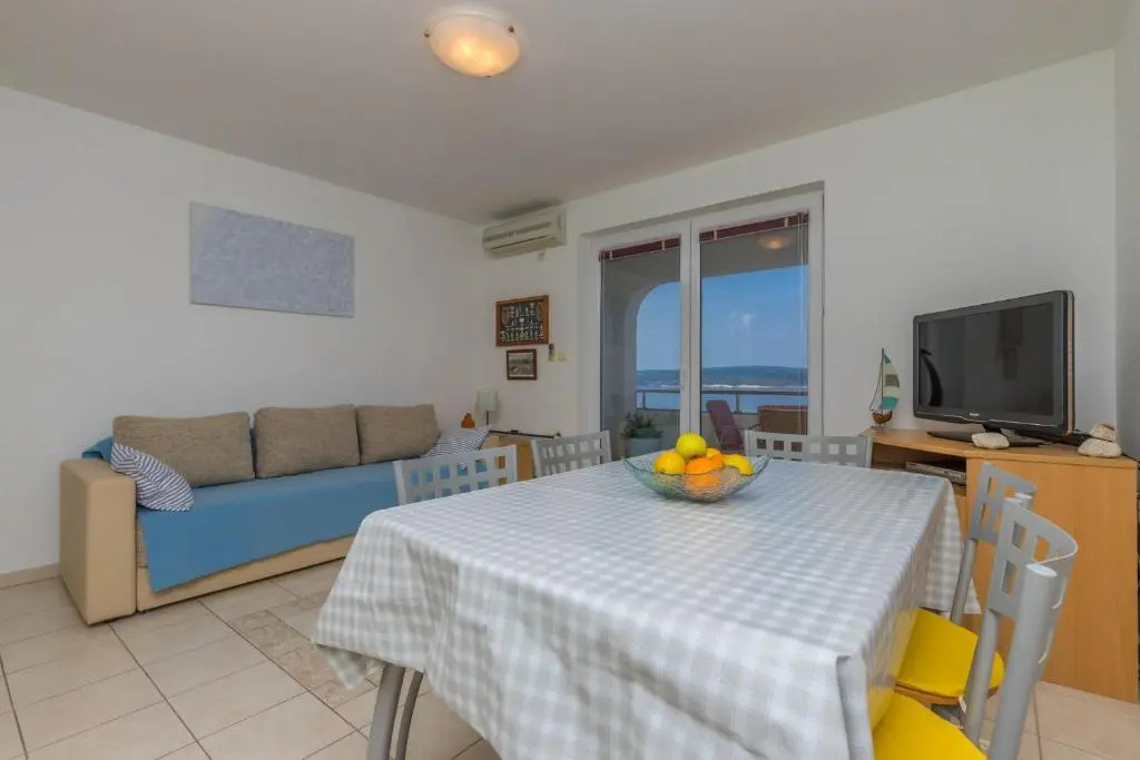 Apartments in Dramalj 41520