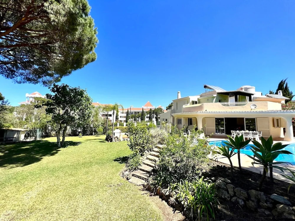 Vilamoura Amazing Golf Villa With Pool by Homing