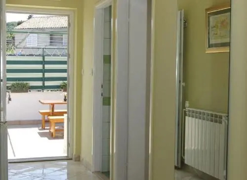 Apartment Supetar Ive Vojnovica