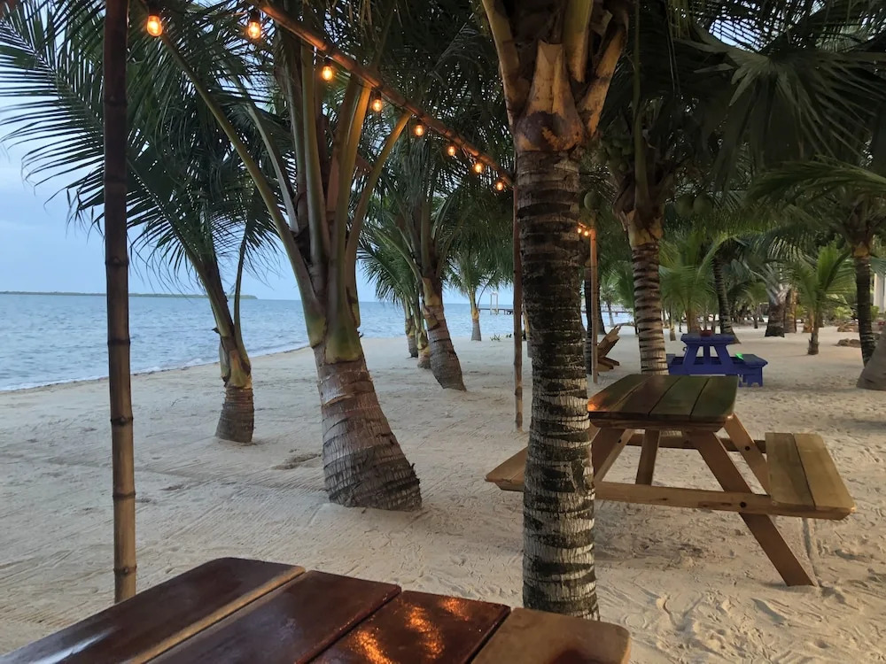 Ceiba Beach Resort