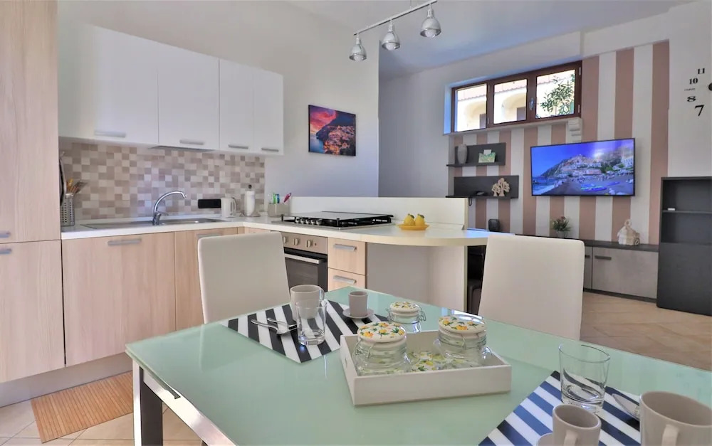 New Suite Sorrento