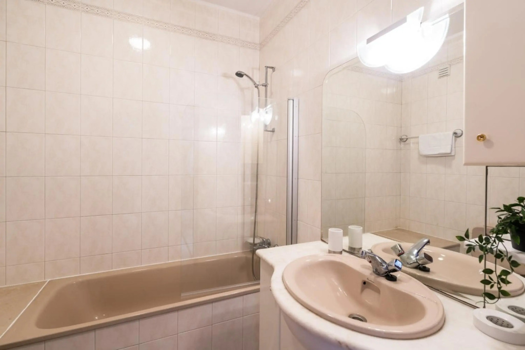 Two Bedroom Sea View Apartment Lagos