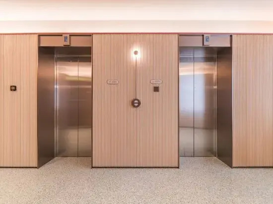 Orange Hotel (Qingyuan Yingde Branch)