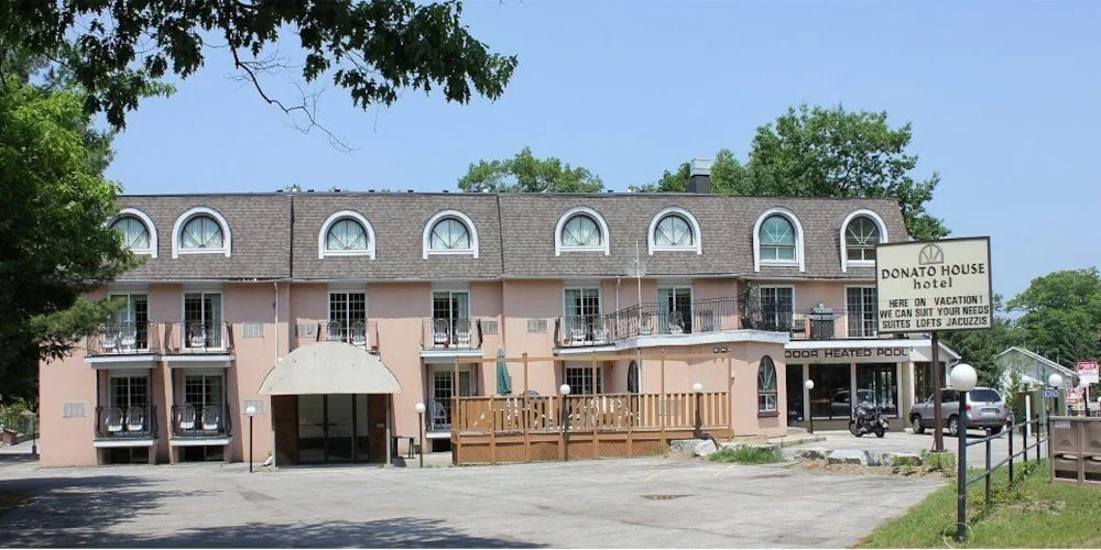 Donato House Hotel