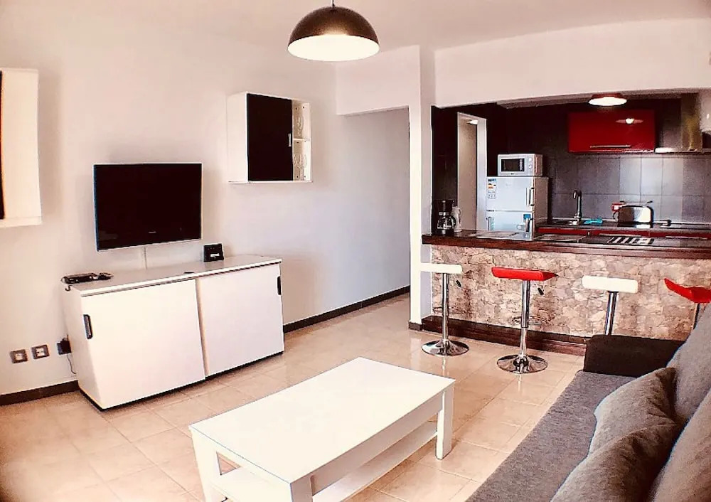Apartment Preciosa With Sat-tv & Wifi Only 350m From Playa Grande