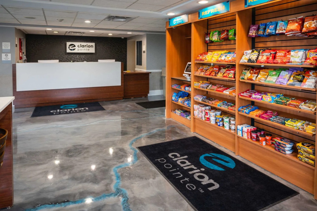 Oakfield Hotel & Suites Rochester, an Ascend Collection Hotel