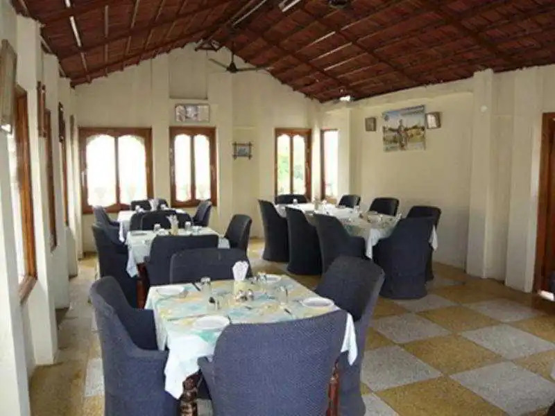 Tripli Hotels Shiv Villas