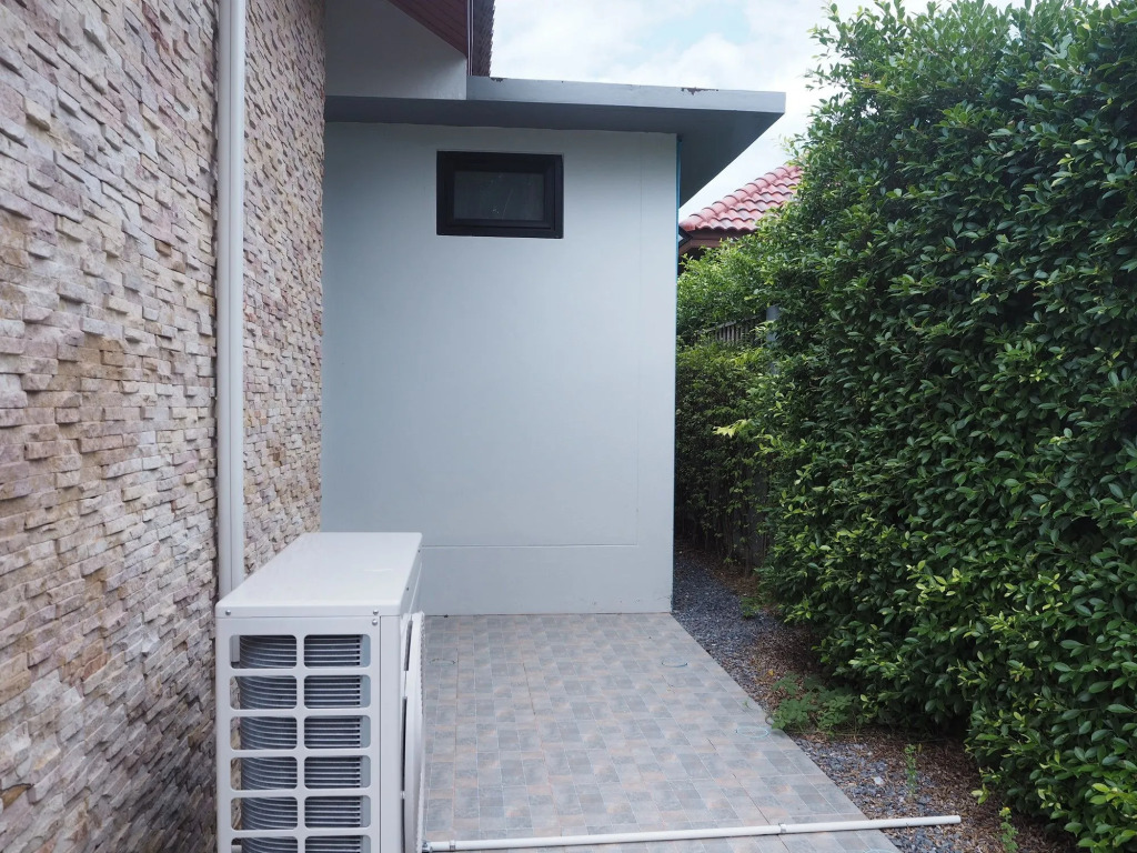 Triple Three Maikhao Villas