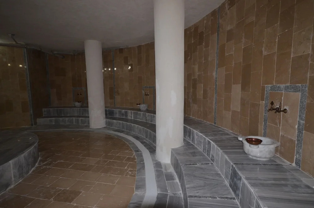 Royal Ozcelik Otel