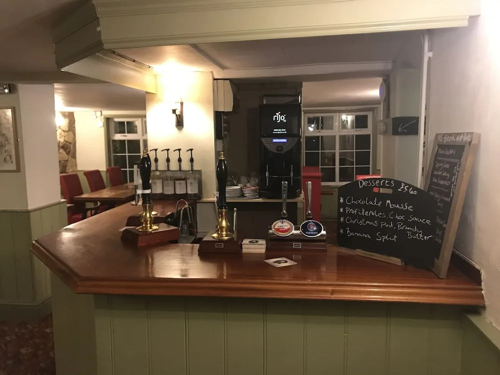 Rose & Crown