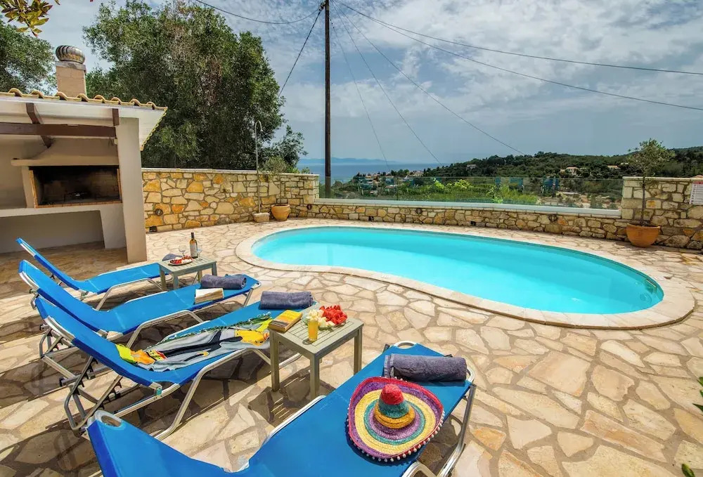 Loggos Seaview Cottage with Pool by Konnect