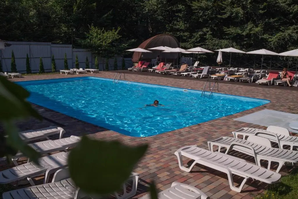 Erney Laz Hotel
