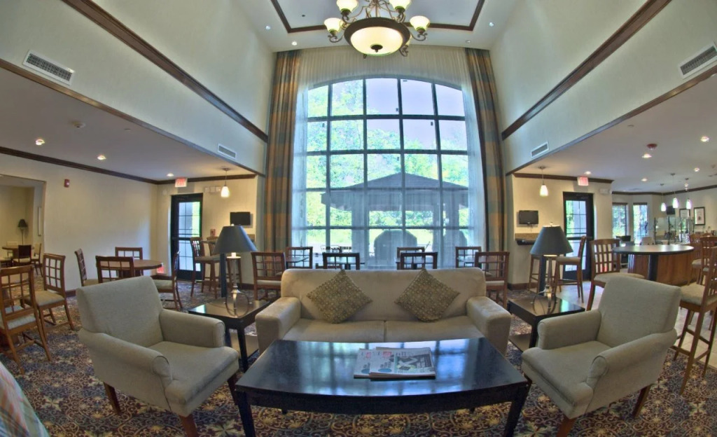 Staybridge Suites East Stroudsburg - Poconos by IHG