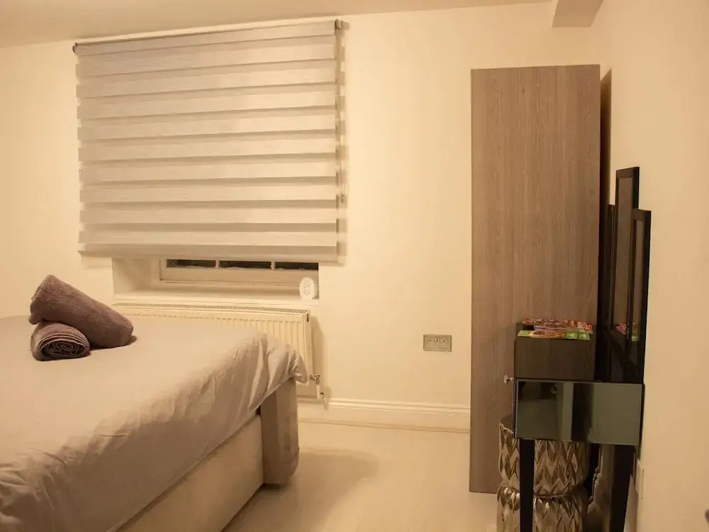 Spacious 2 Bedroom in Woolwich, 15 Minutes to 02
