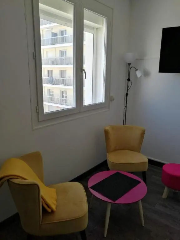 Le Moussaillon - F2 a 20 M de la Plage (Adults Only)