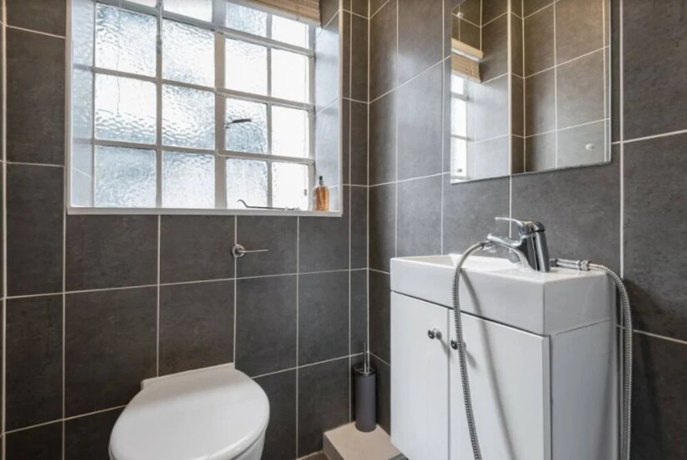 Spacious 5 Bed  Next to Regents Park Flat 11