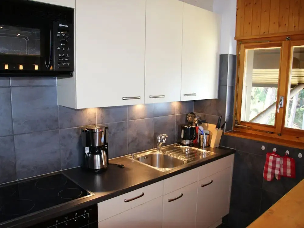 Stunning Apartment in Heart of Valley
