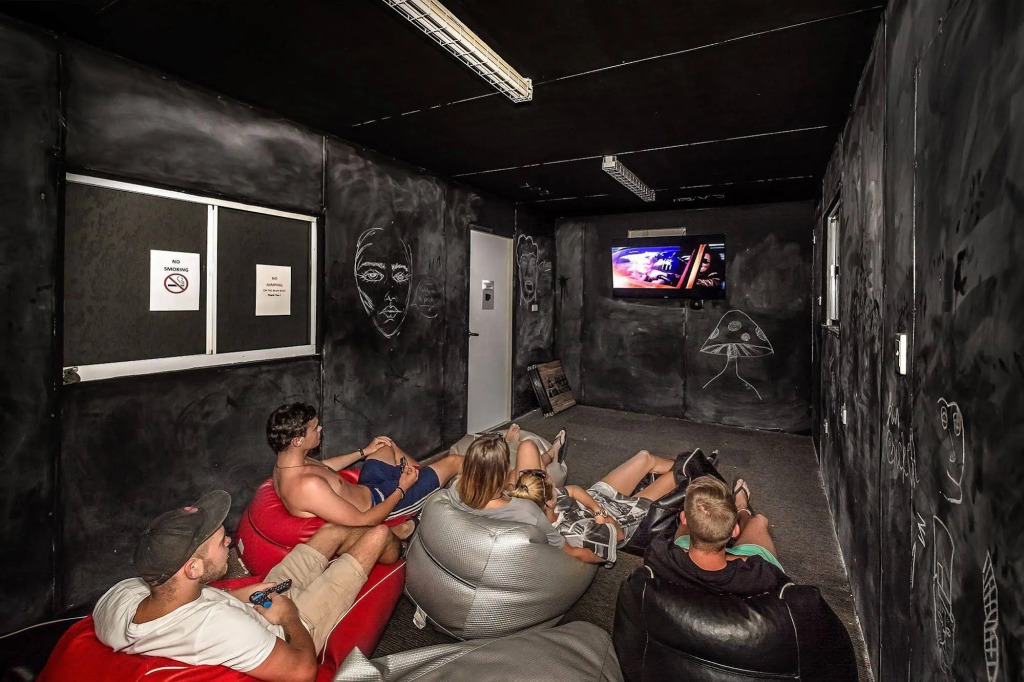 Surf Inn Boutique Backpackers