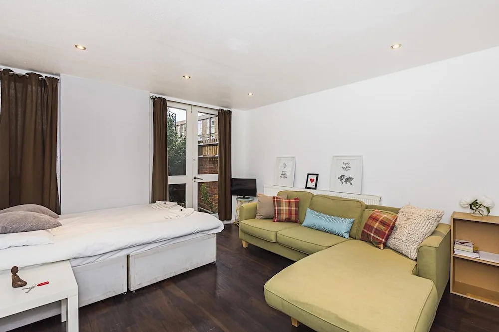 Double Room, Amazing and Cozy Near Kennington