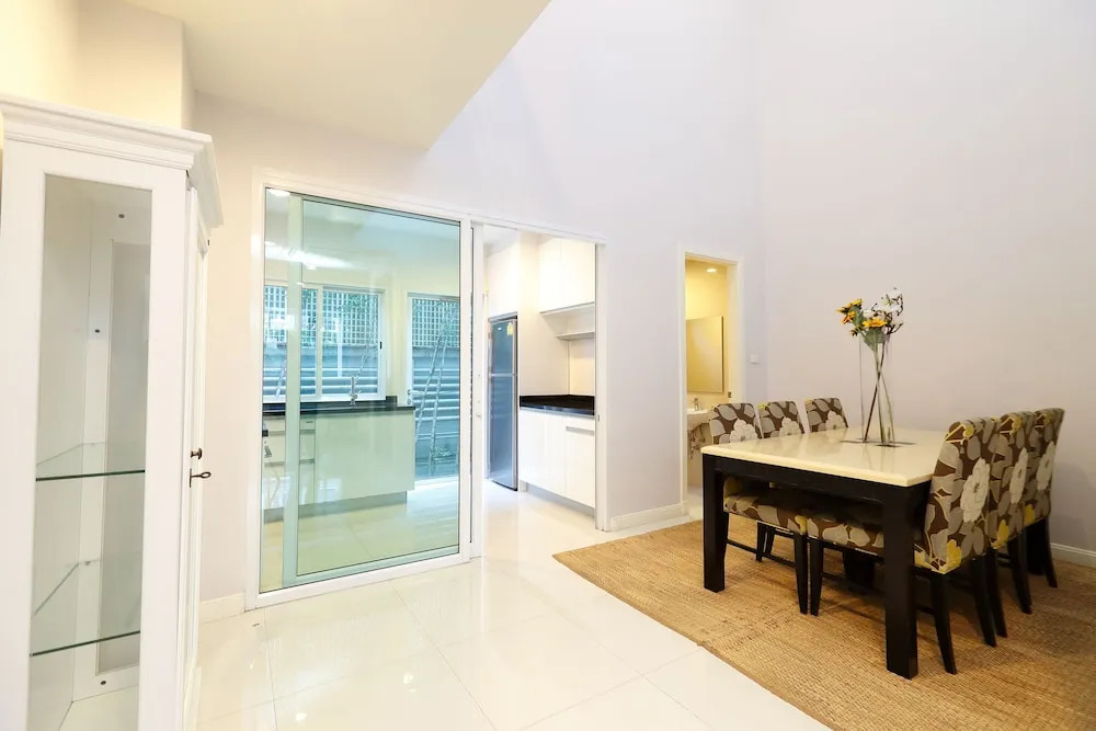 3 Bedrooms Central Bangkok - Perfect Home