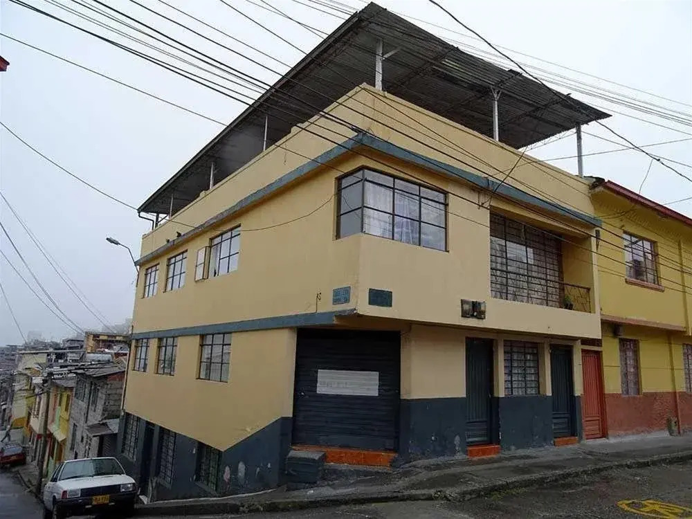 Minga House