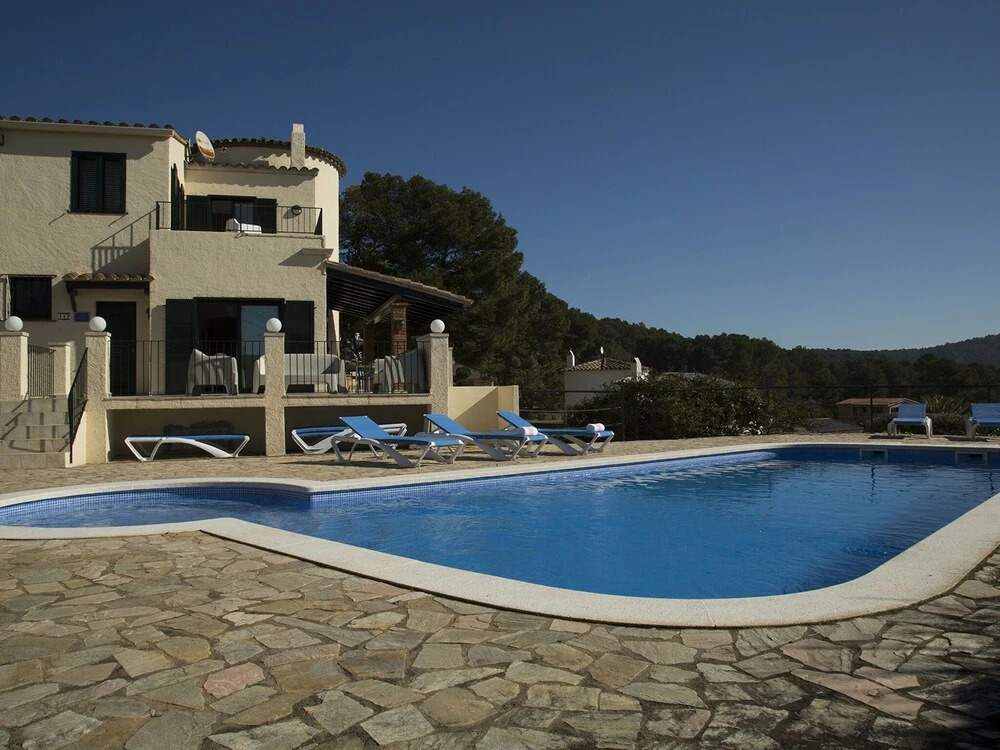 Pretty Holiday Home in L'estartit With Private Swimming Pool