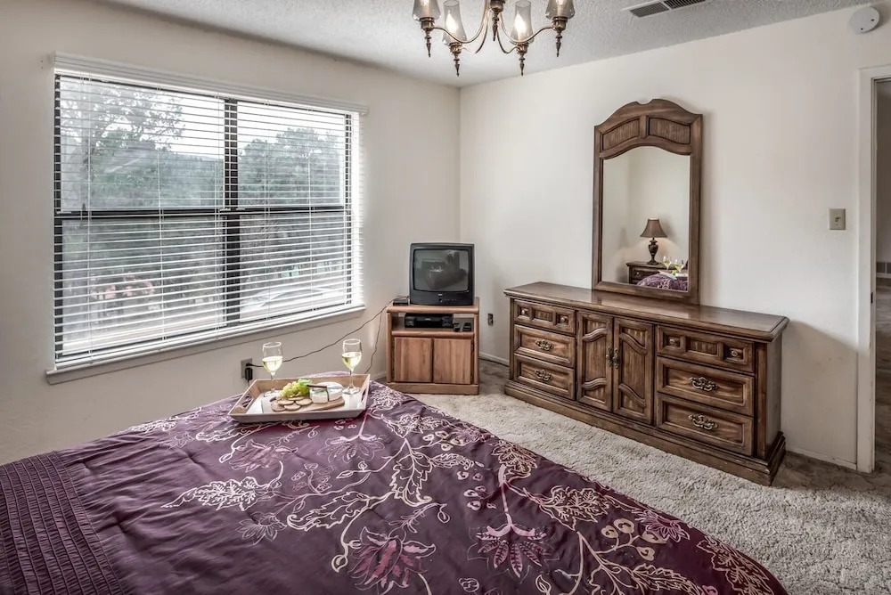 Hopkins - Three Bedroom Cabin