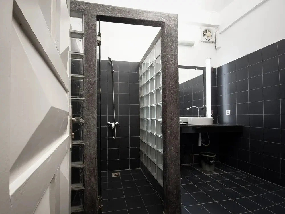 Emeraldgems Premium Residence