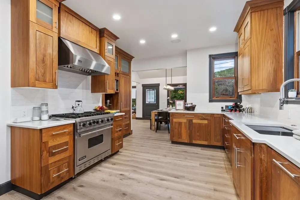 909 Park Ave 5 Bedroom Home by RedAwning