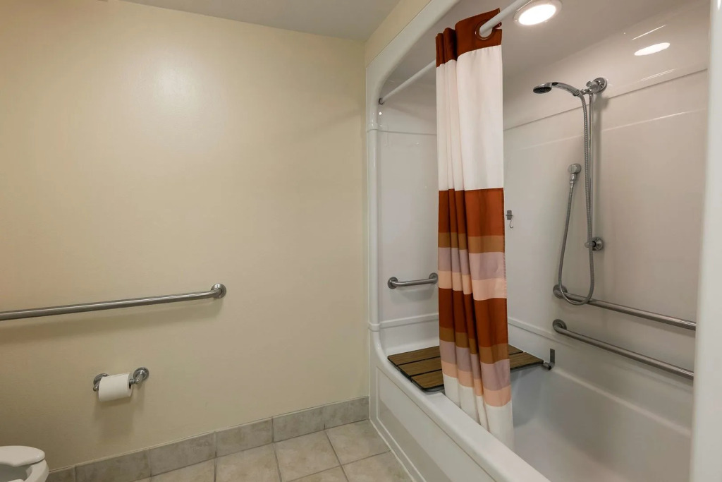 Red Roof Inn PLUS+ Tempe - Phoenix Airport