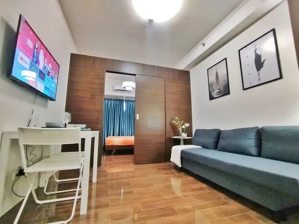 CitySkyline View 53F-Air Residences