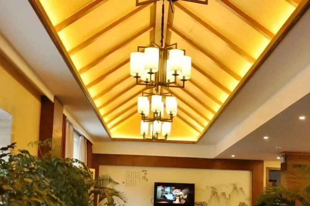 Huajing Shiguang Hotel