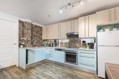 Bondi Breeze Apartment